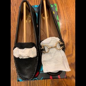 NIB C.wonder Driving Moc Blk 7 (FINAL PRICE $65)